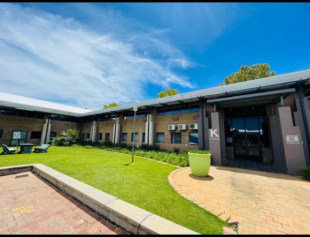 1,840M² OFFICE TO LET IN RANDJESPARK
